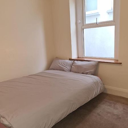 One Bedroom Apartment 더블린 외부 사진